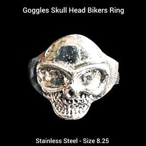 NEW Bikers SS Skull Head Ring - Size 8.25